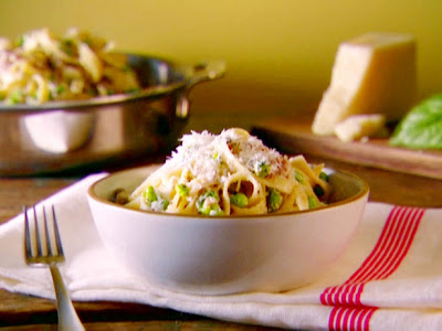 Tagliatelle with Smashed Peas, Sausage, and Ricotta Cheese