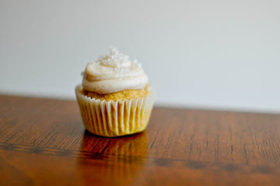 Healthy Pumpkin Cupcakes with Cream Cheese Frosting