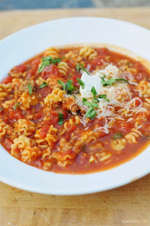 crack of the week :: lasagna soup