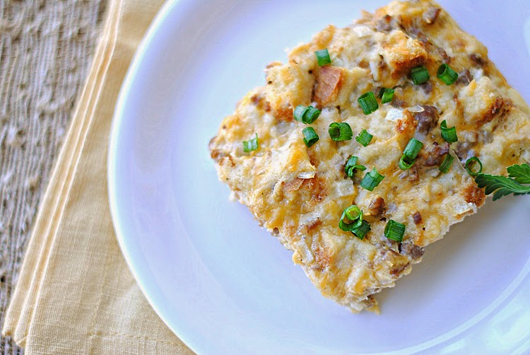 crack of the week :: {healthy} breakfast casserole