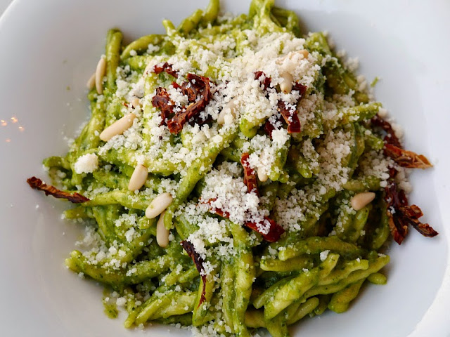 :: crack of the week : positano pesto ::