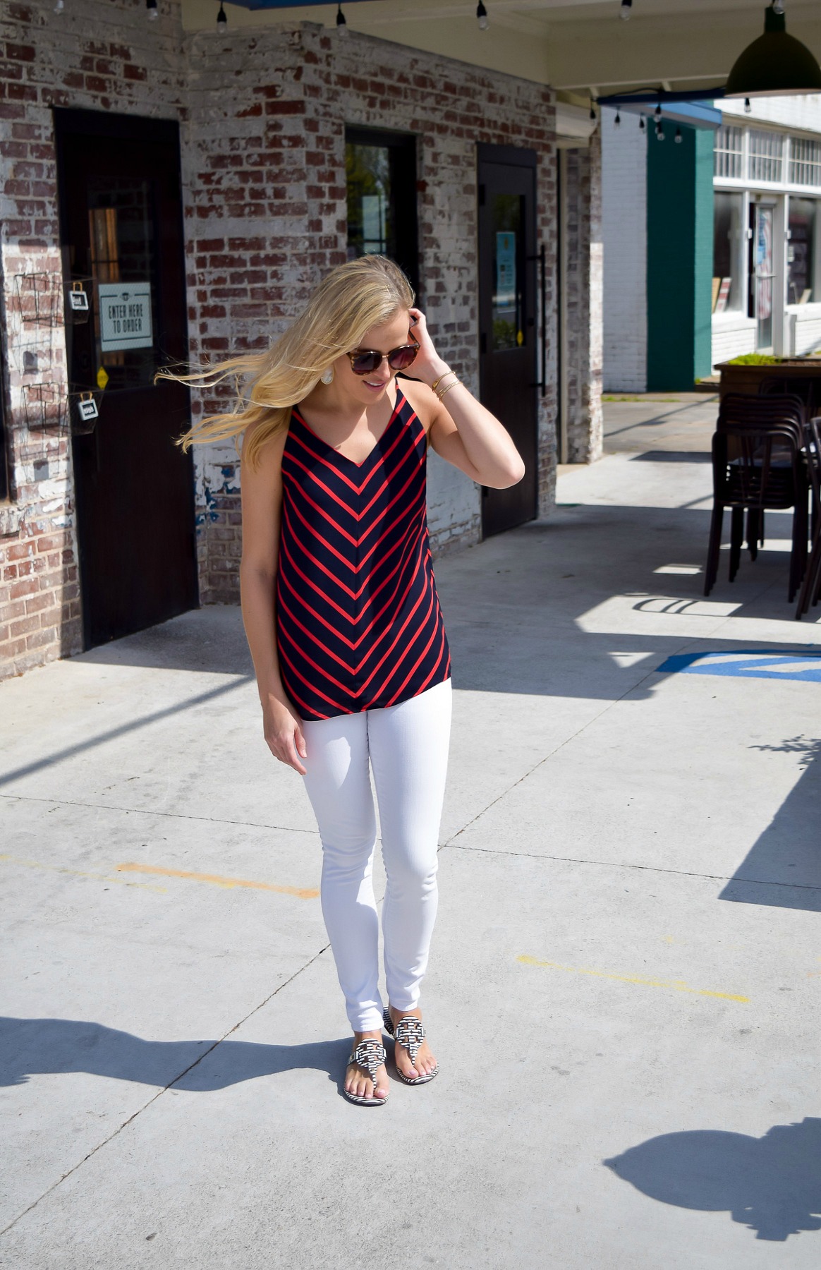 :: Striped Top + Friday Randoms + Link Love ::